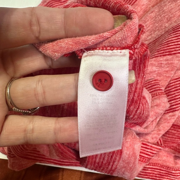 T by Talbots MP Red Striped Knit Top Button Shoulder & Sleeve Petite - Picture 8 of 9